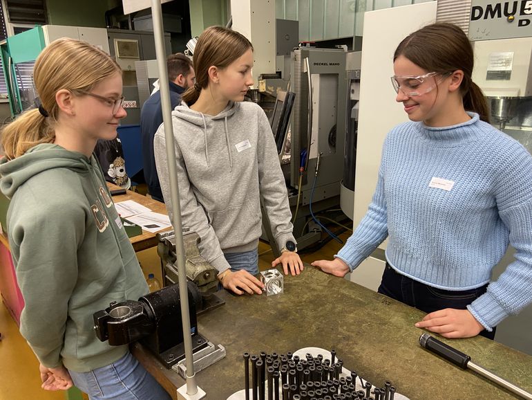 Visite de l'entreprise Büchler Reinli + Spitzli AG : post de Julia I.