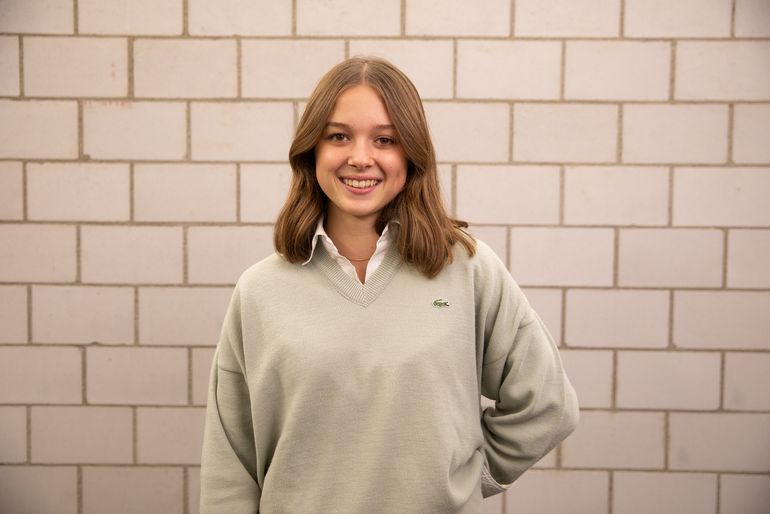 Julia, une fan de pâtisserie mais aussi une future pilote militaire de jet